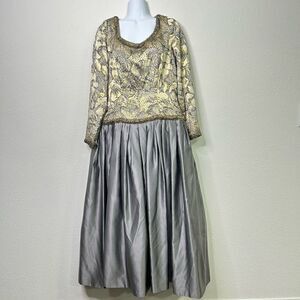 Victoria Royal 1960s Floral Jacquard Satin Sequined Beaded Vintage Gown Dress 12